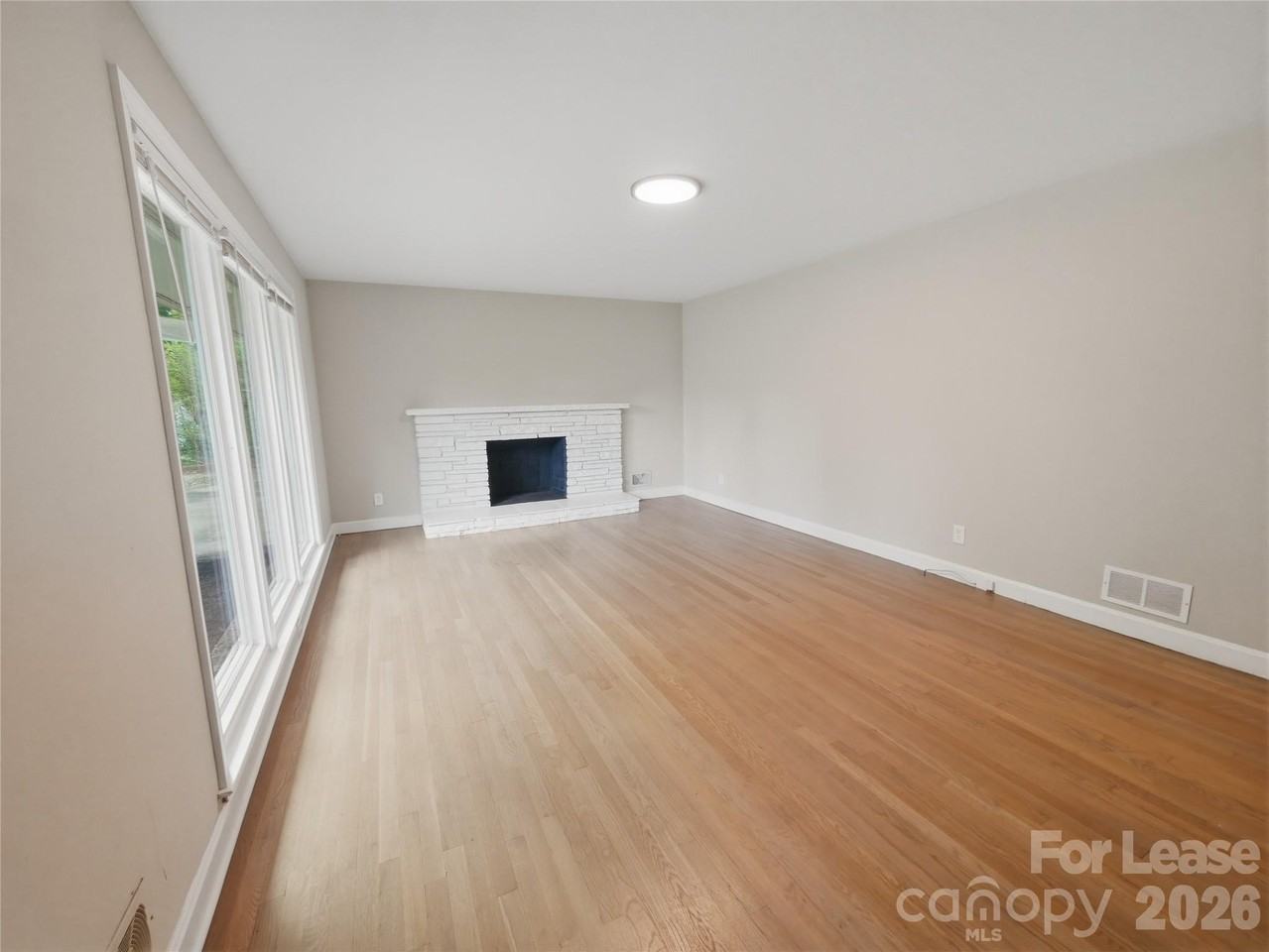 765 8th Avenue Dr Se - Photo 4 of 27