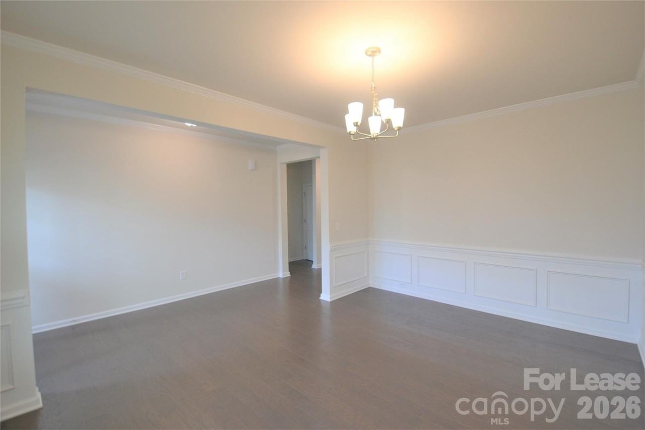 17228 Shearer Rd - Photo 6 of 48