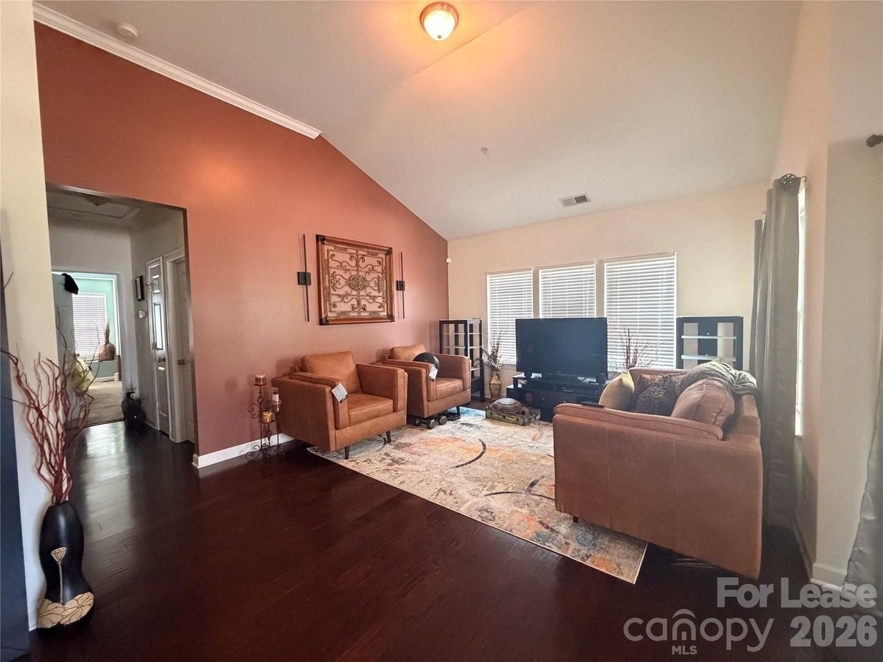 14635 Juventus St - Photo 2 of 8