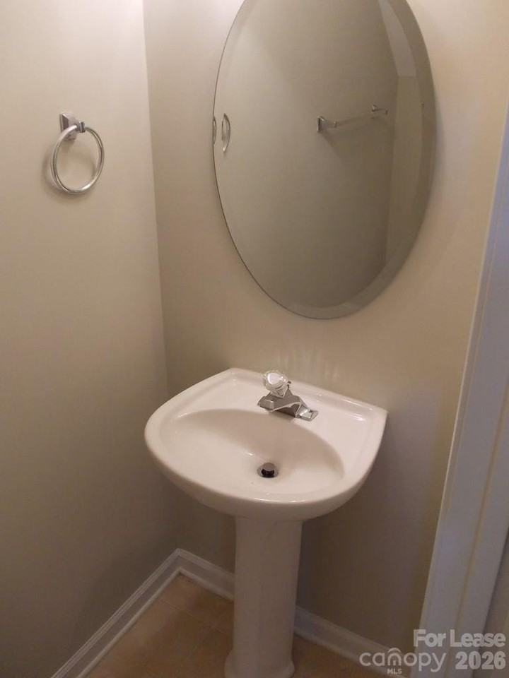 8488 Chaceview Ct - Photo 3 of 21