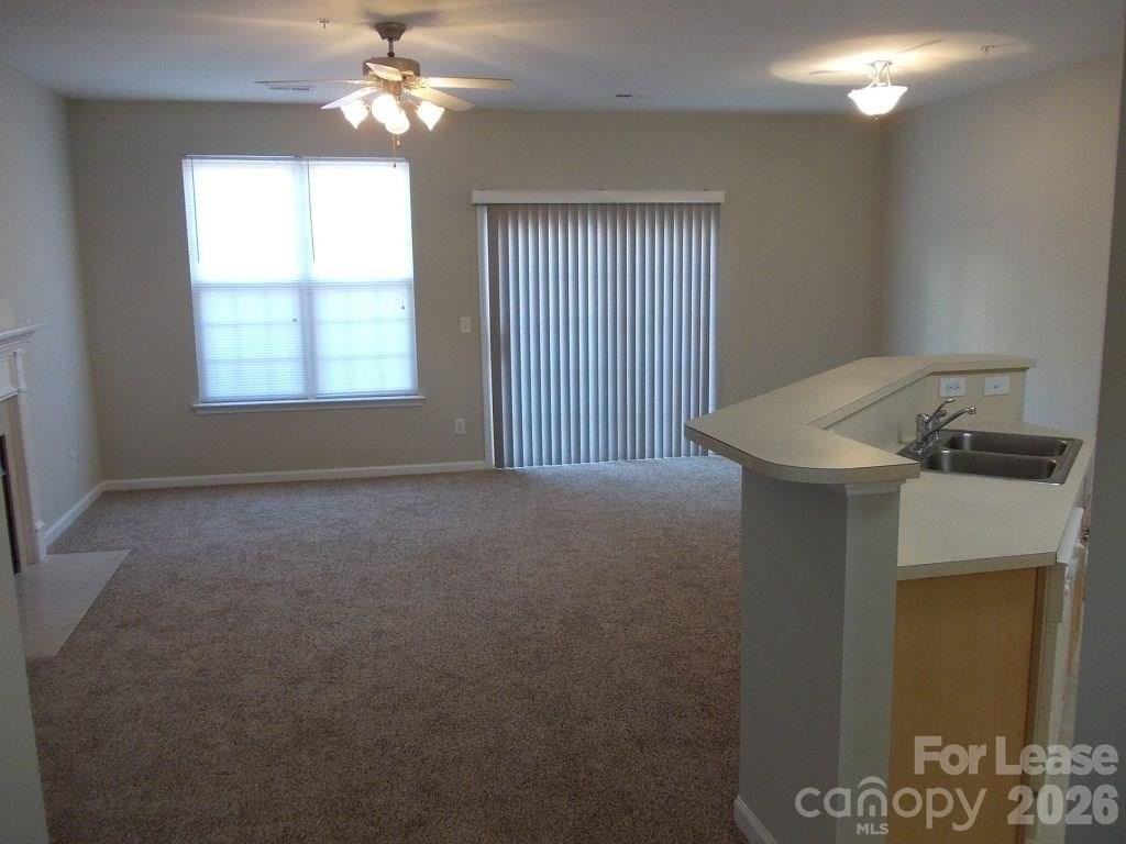 8488 Chaceview Ct - Photo 4 of 21