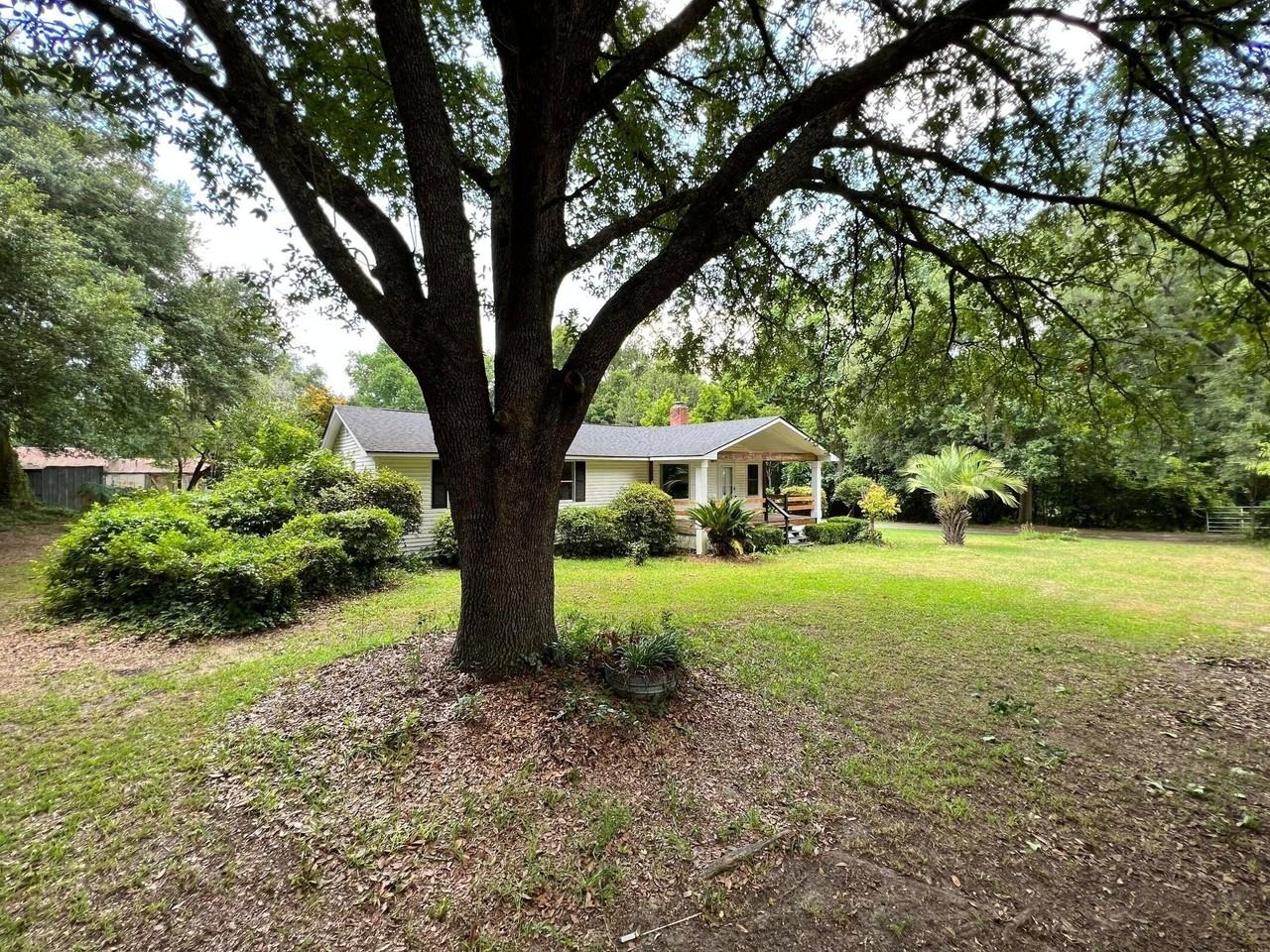1005 Kirby Dr - Photo 2 of 26