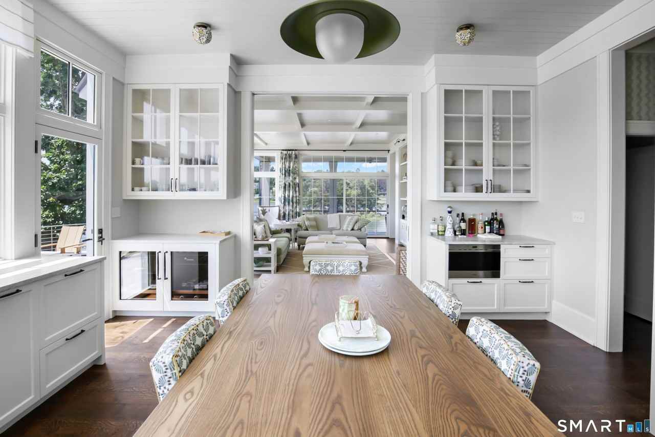 30 Edgewater Hillside - Photo 6 of 28