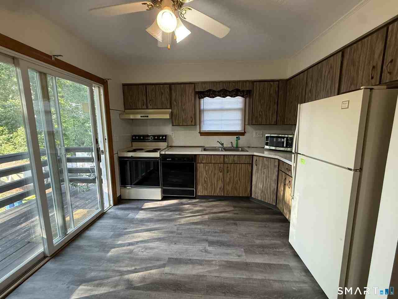 463 Pierpont Rd #2-4 - Photo 4 of 22