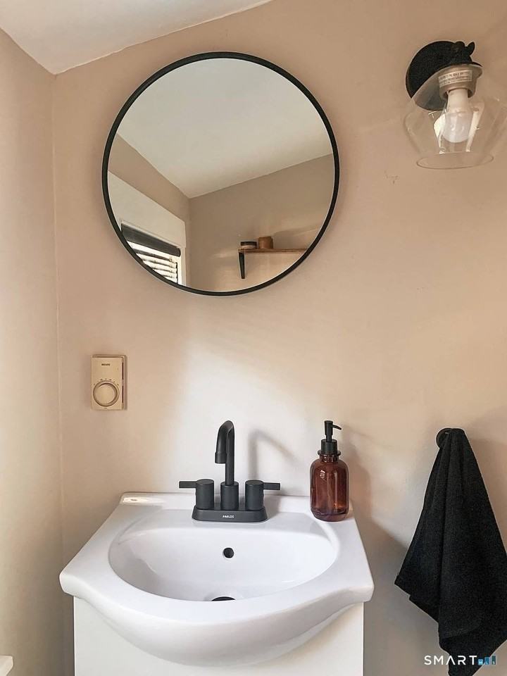 417 Brightwood Ave - Photo 4 of 5