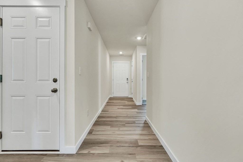 576 Fox Den Circle - Photo 3 of 34