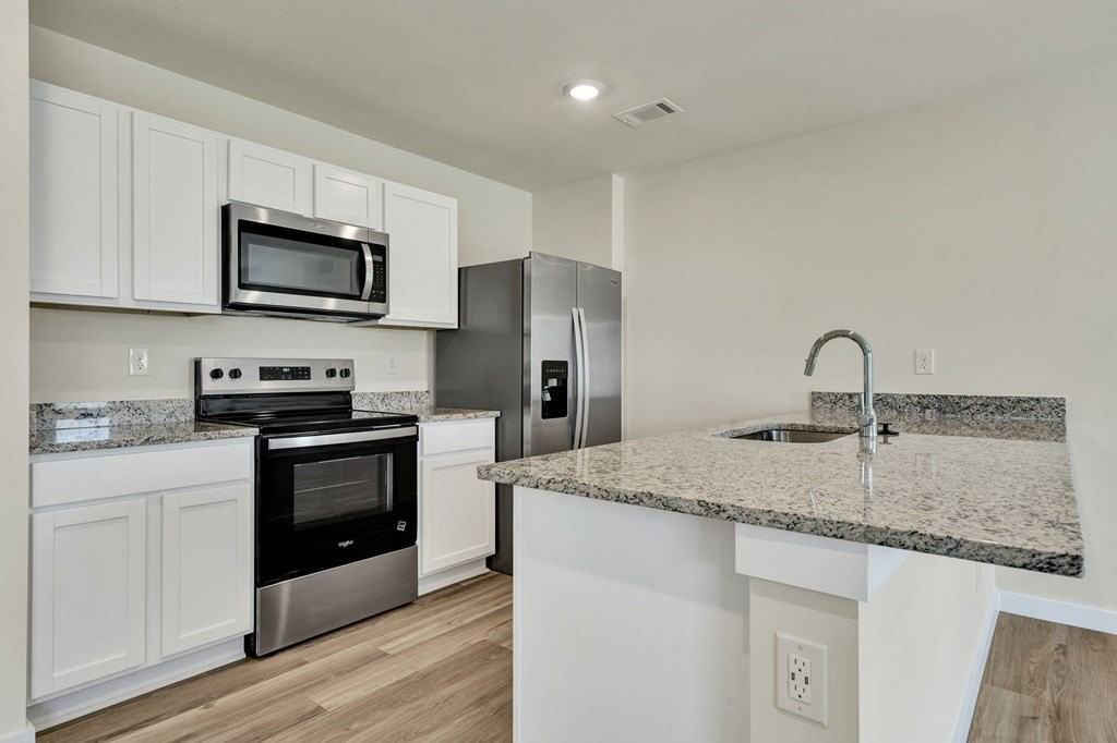 576 Fox Den Circle - Photo 5 of 34