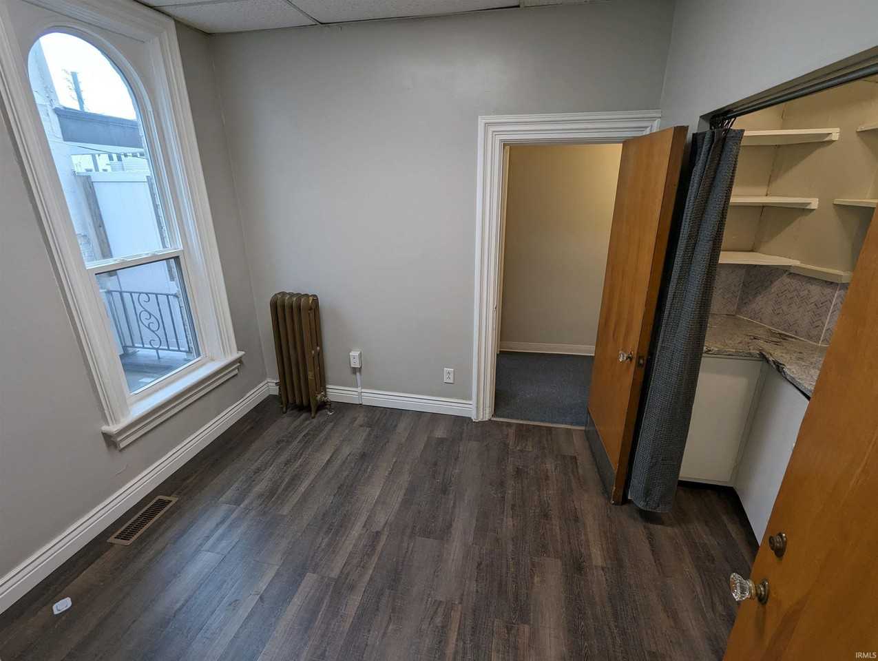 209 S 2nd St - Photo 7 of 17