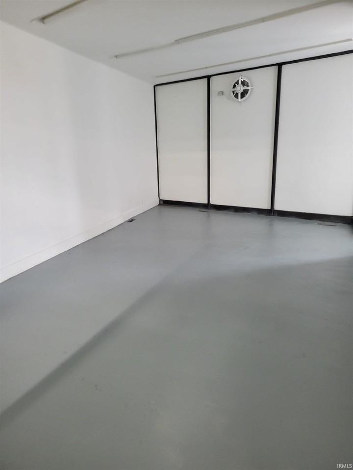228 W Marion St - Photo 6 of 6