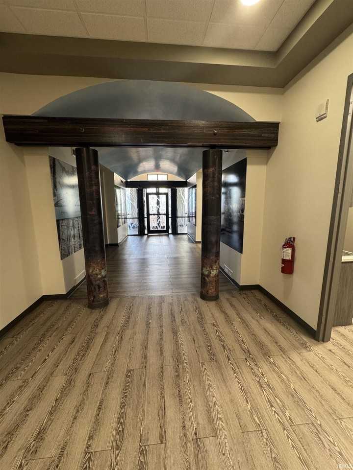701 Randolph St - Photo 2 of 11