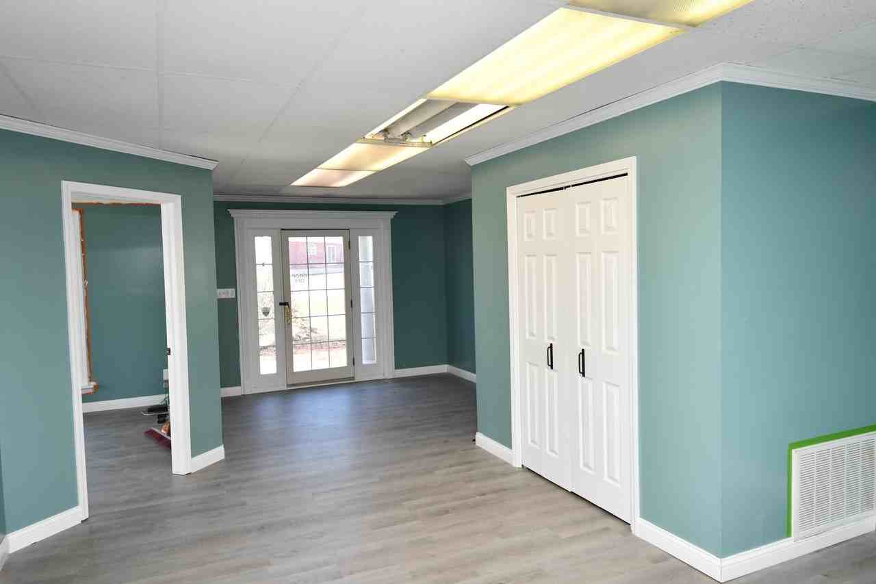 4068 N State Road 15 Ste A - Photo 3 of 13