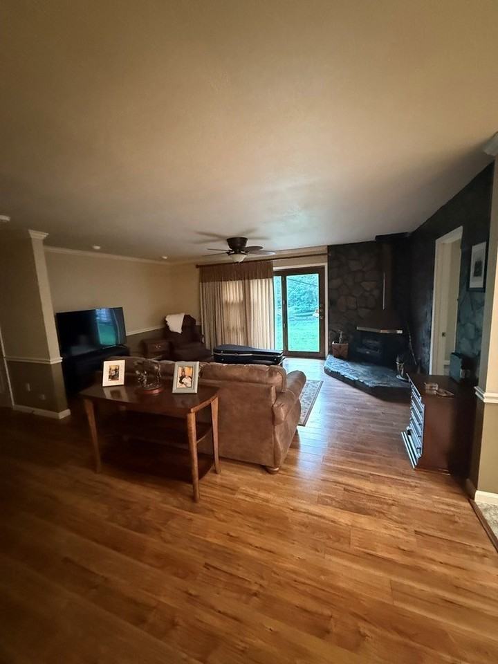 2905 River Rd - Photo 4 of 13