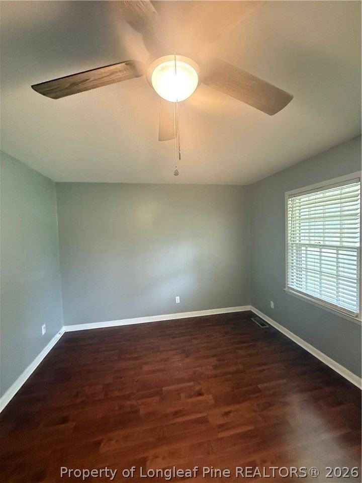 6427 Freeport Rd - Photo 5 of 25