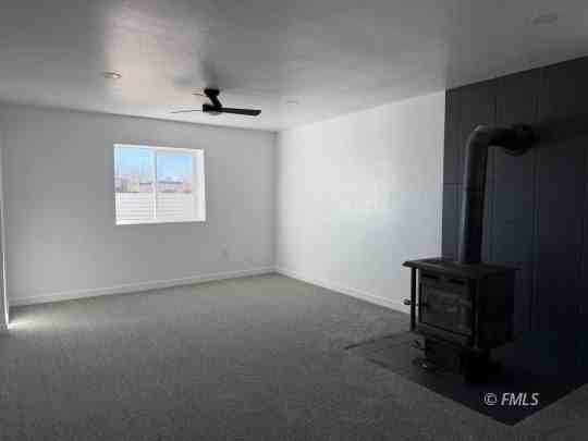 285 S Carling St - Photo 3 of 10