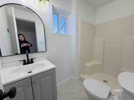 285 S Carling St - Photo 5 of 10