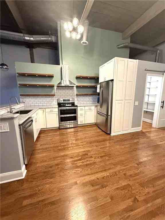 210 Walker St Sw #8 - Photo 5 of 18