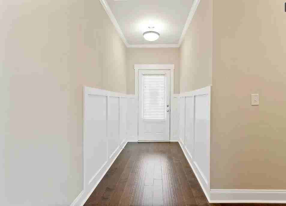 1905 Manor Pointe Dr - Photo 4 of 31