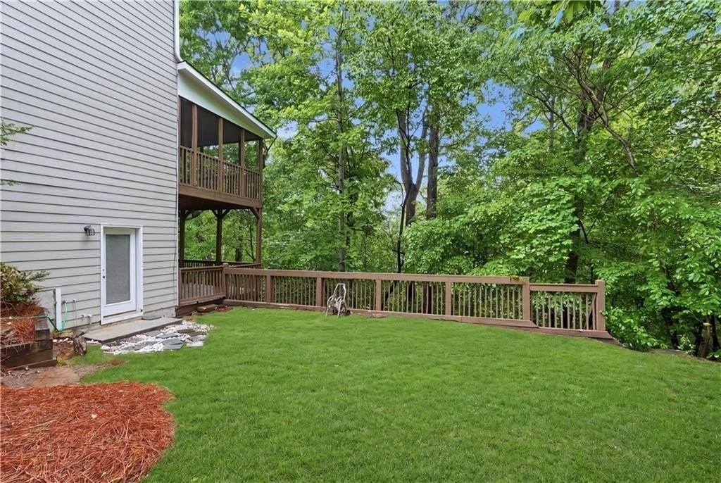 682 Montglade Ct - Photo 4 of 39