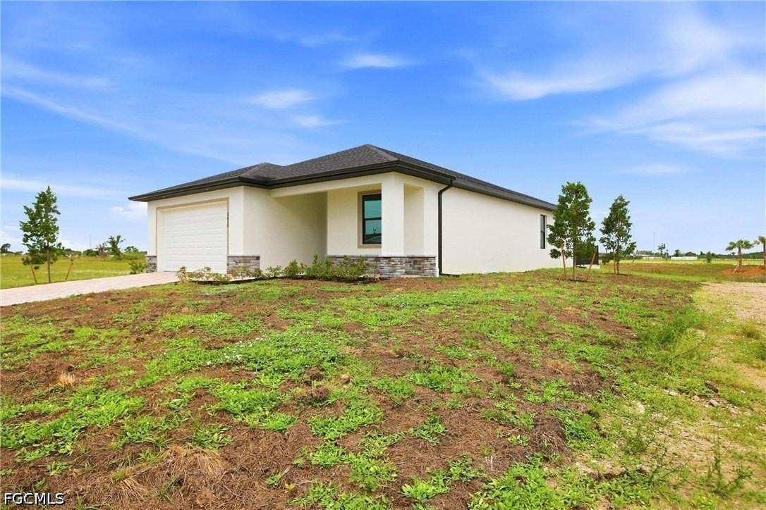 2616 Nw 9th Ave - Photo 2 of 32