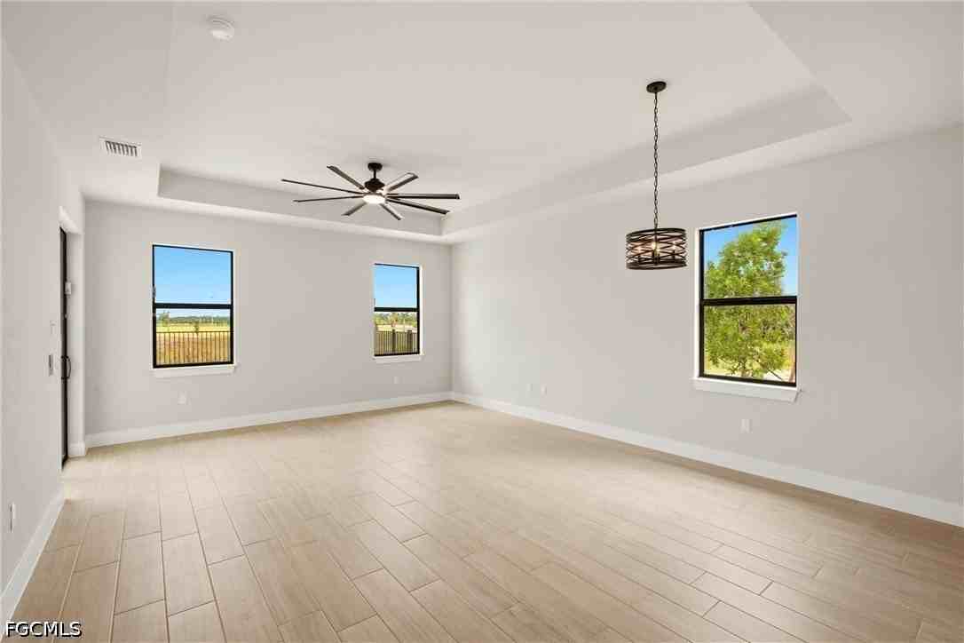 2616 Nw 9th Ave - Photo 7 of 32