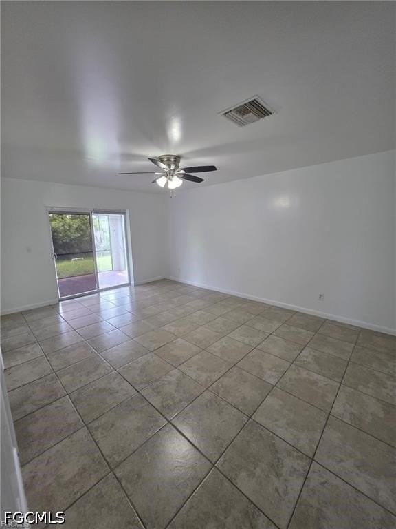 409 Hull Ave S - Photo 5 of 14