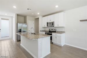 featured image of 44197 Frontier Dr