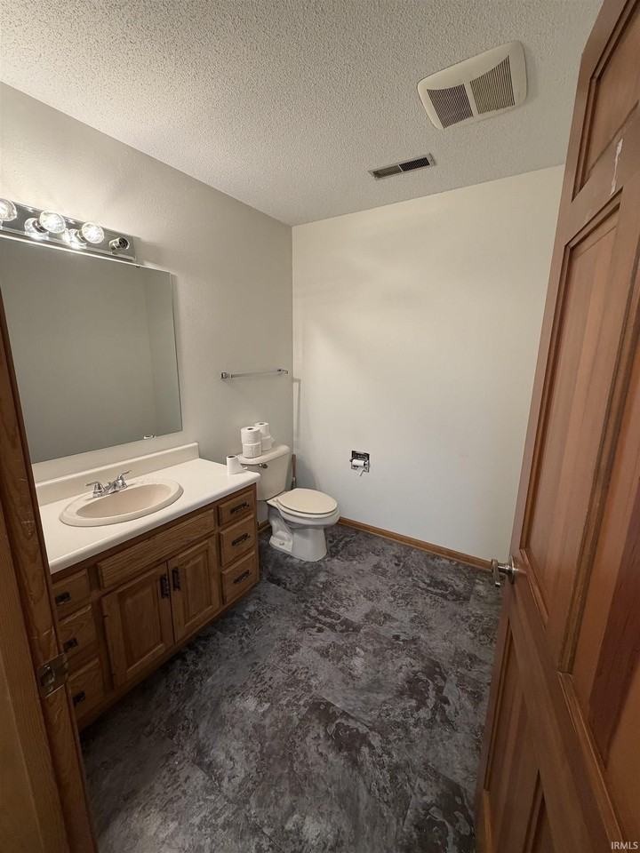 6008 Brandy Chase Cv - Photo 3 of 5
