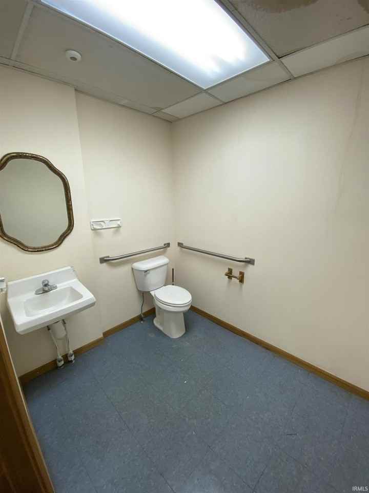 132 E Main St - Photo 4 of 6