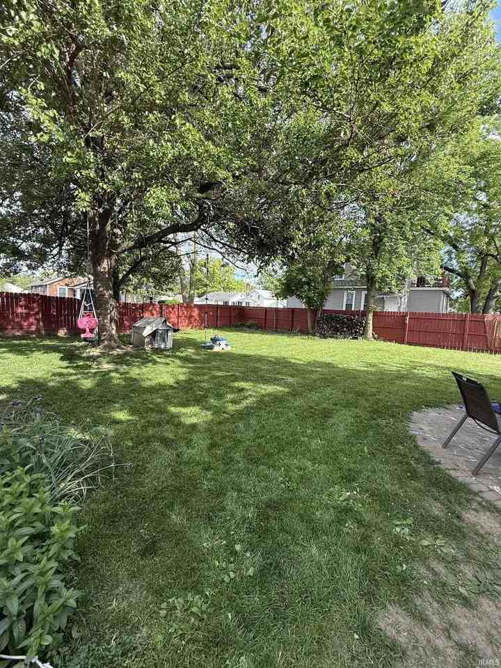4026 Lafayette St - Photo 3 of 24