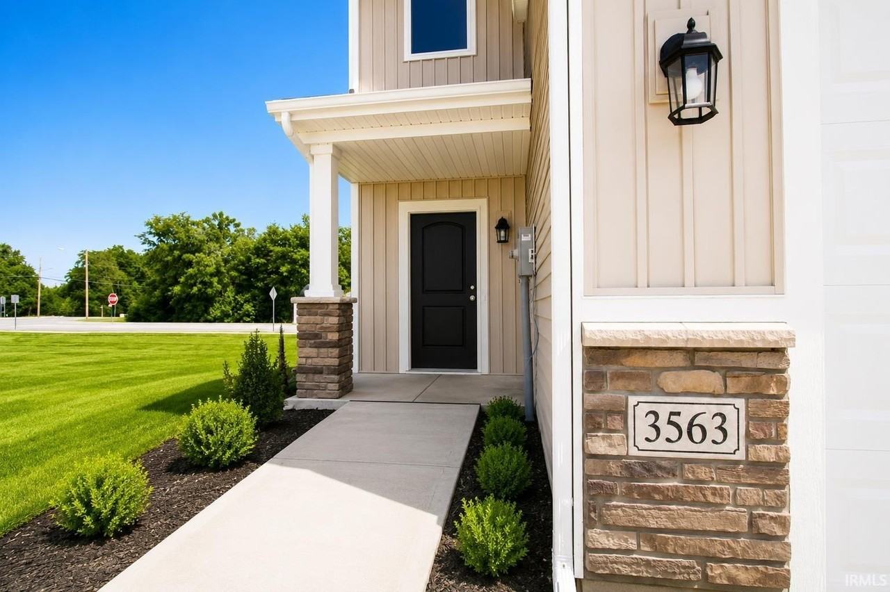 3563 Canal Square Dr - Photo 2 of 38