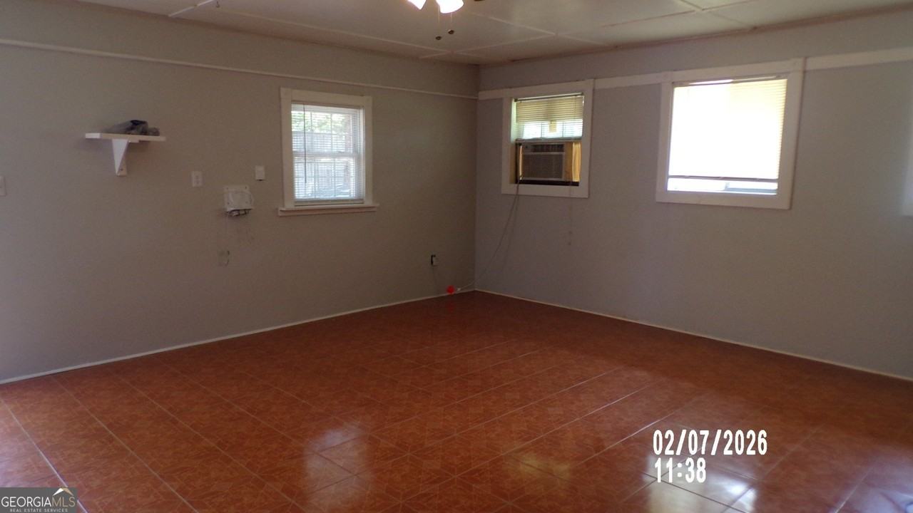 2705 Neptune Pl - Photo 4 of 28