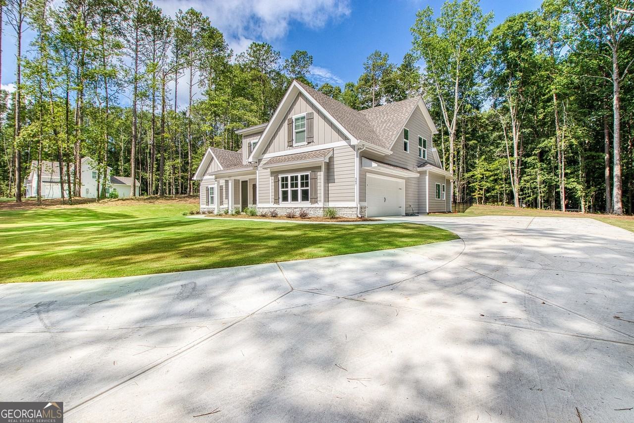 347 Crestwood Rd - Photo 2 of 26