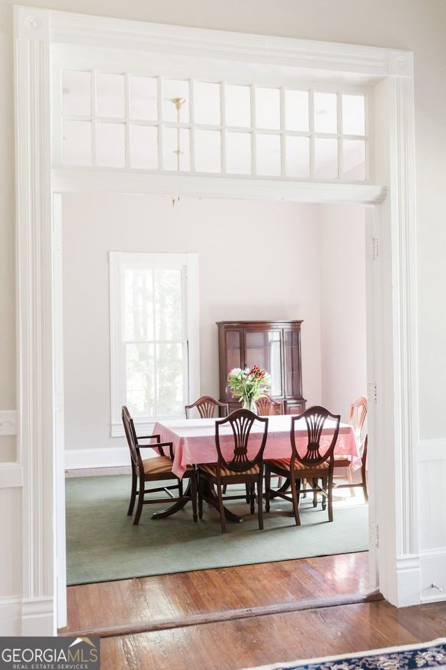 610 Ridge Ave N - Photo 5 of 18