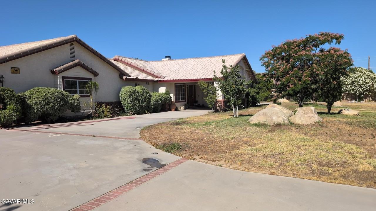 2828 W Ave O 8 - Photo 4 of 50