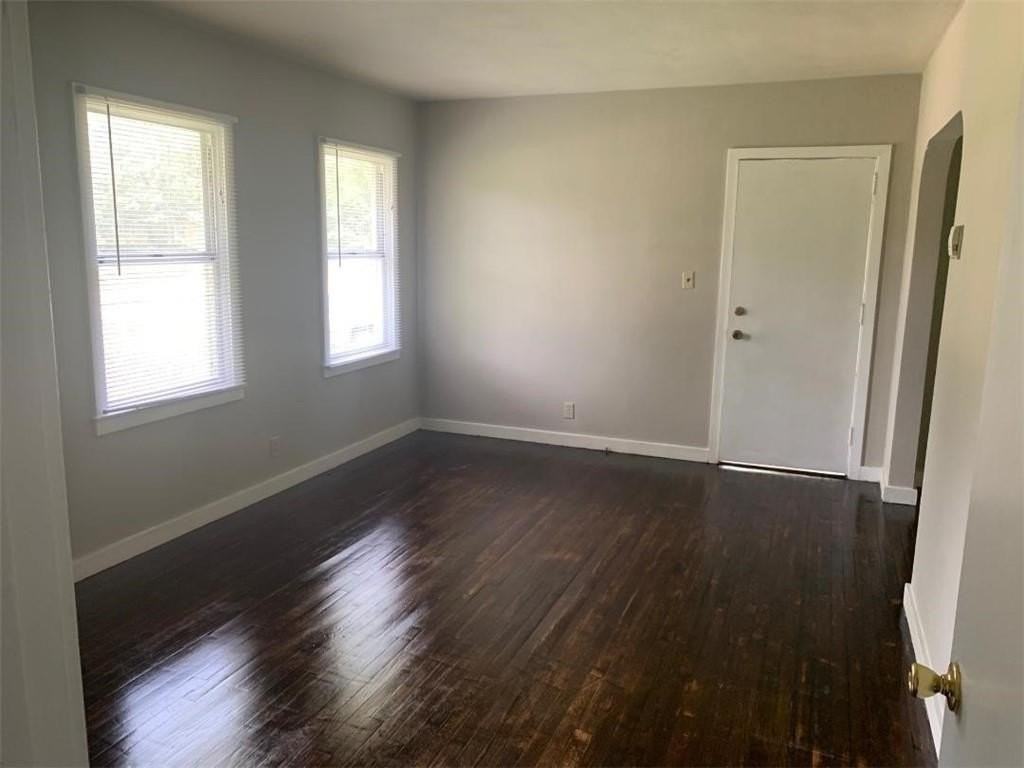 3173 Baronne St - Photo 2 of 10