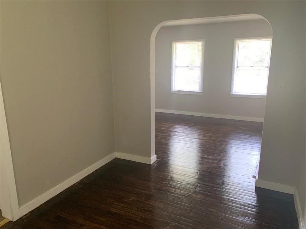 3173 Baronne St - Photo 3 of 10