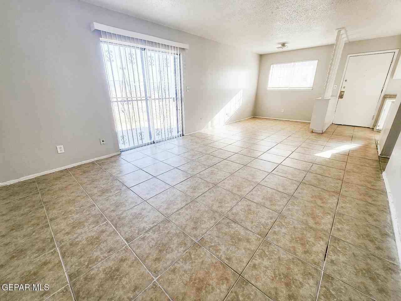 5233 Carousel Dr #2 - Photo 3 of 12