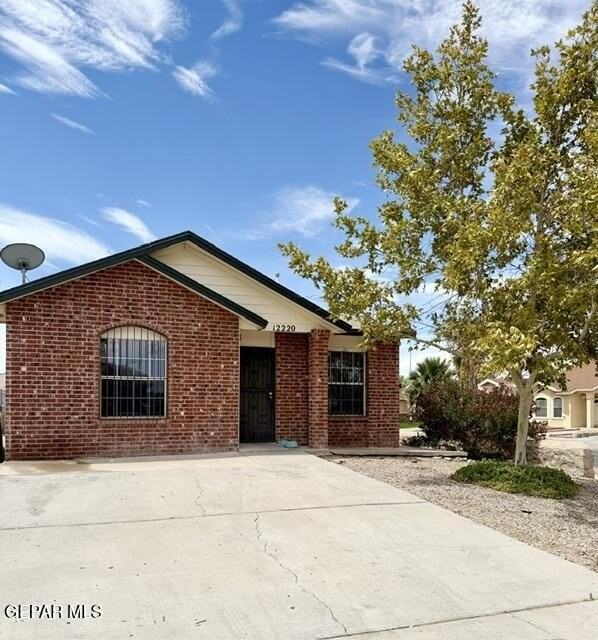 12220 Tierra Alaska Ave - Photo 2 of 10