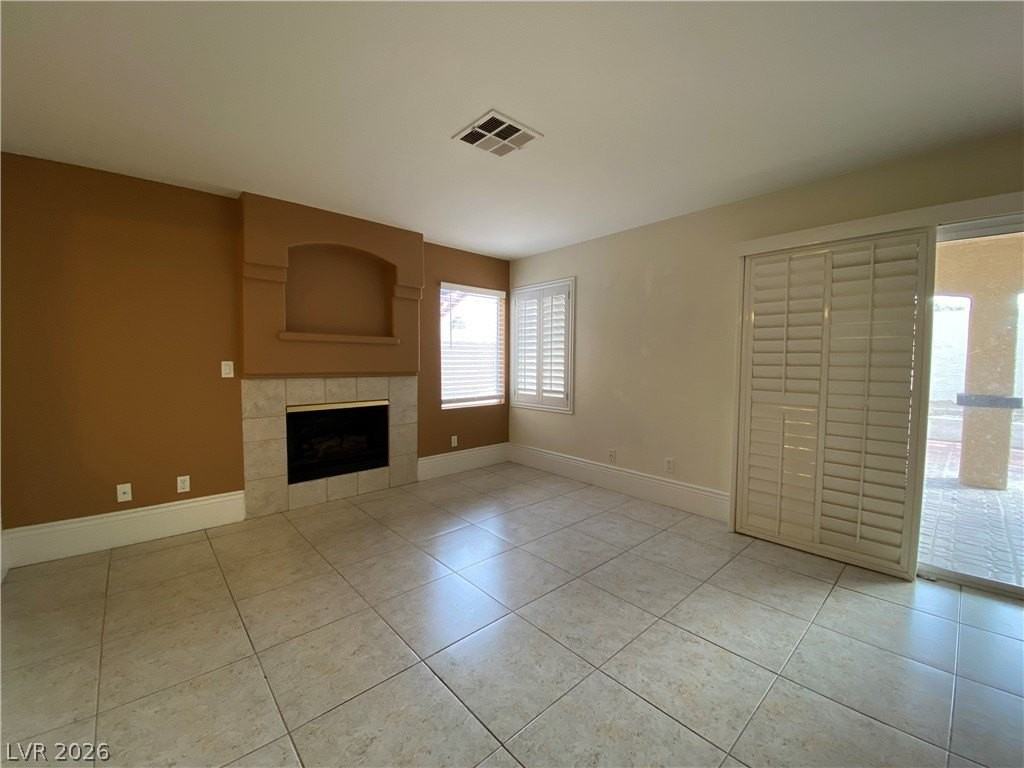 8111 Cimarron Meadows Way - Photo 5 of 19
