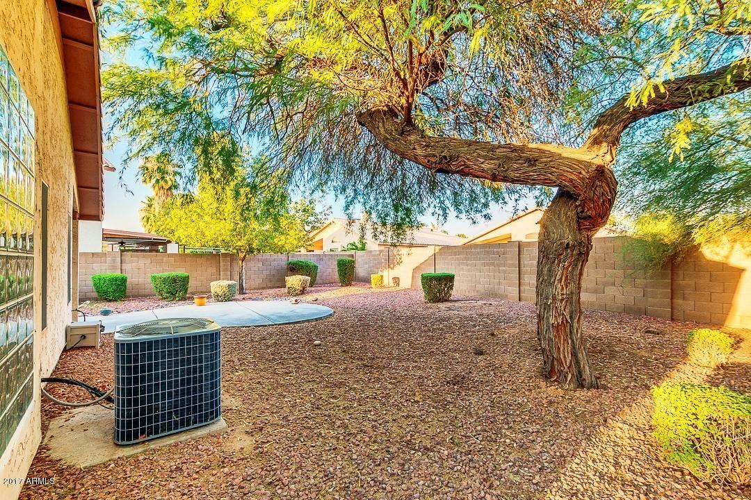 1381 S Yucca Pl - Photo 7 of 8