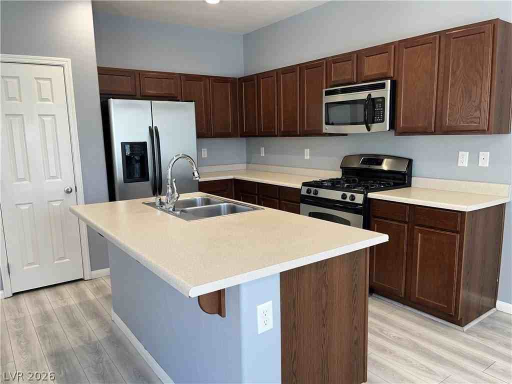 1533 Sagrada Ct - Photo 4 of 12