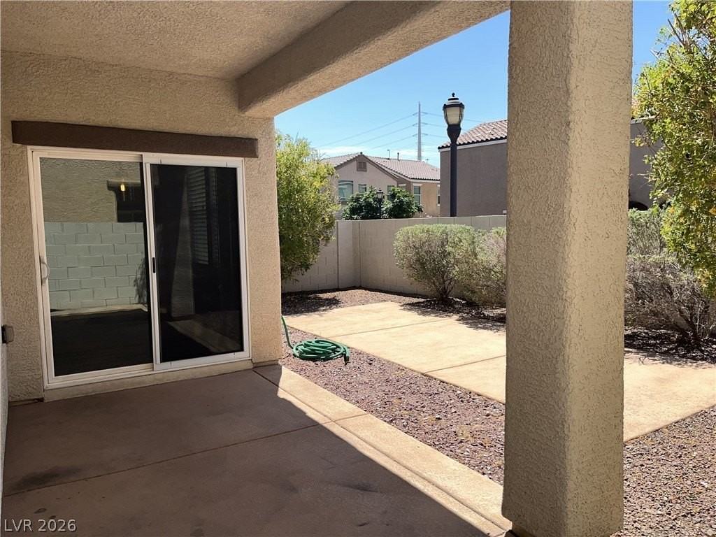 1533 Sagrada Ct - Photo 5 of 12