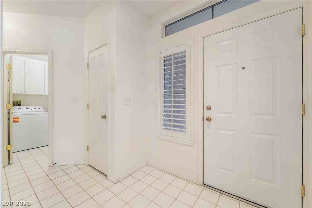 499 Elm Hollow Ct - Photo 6 of 33
