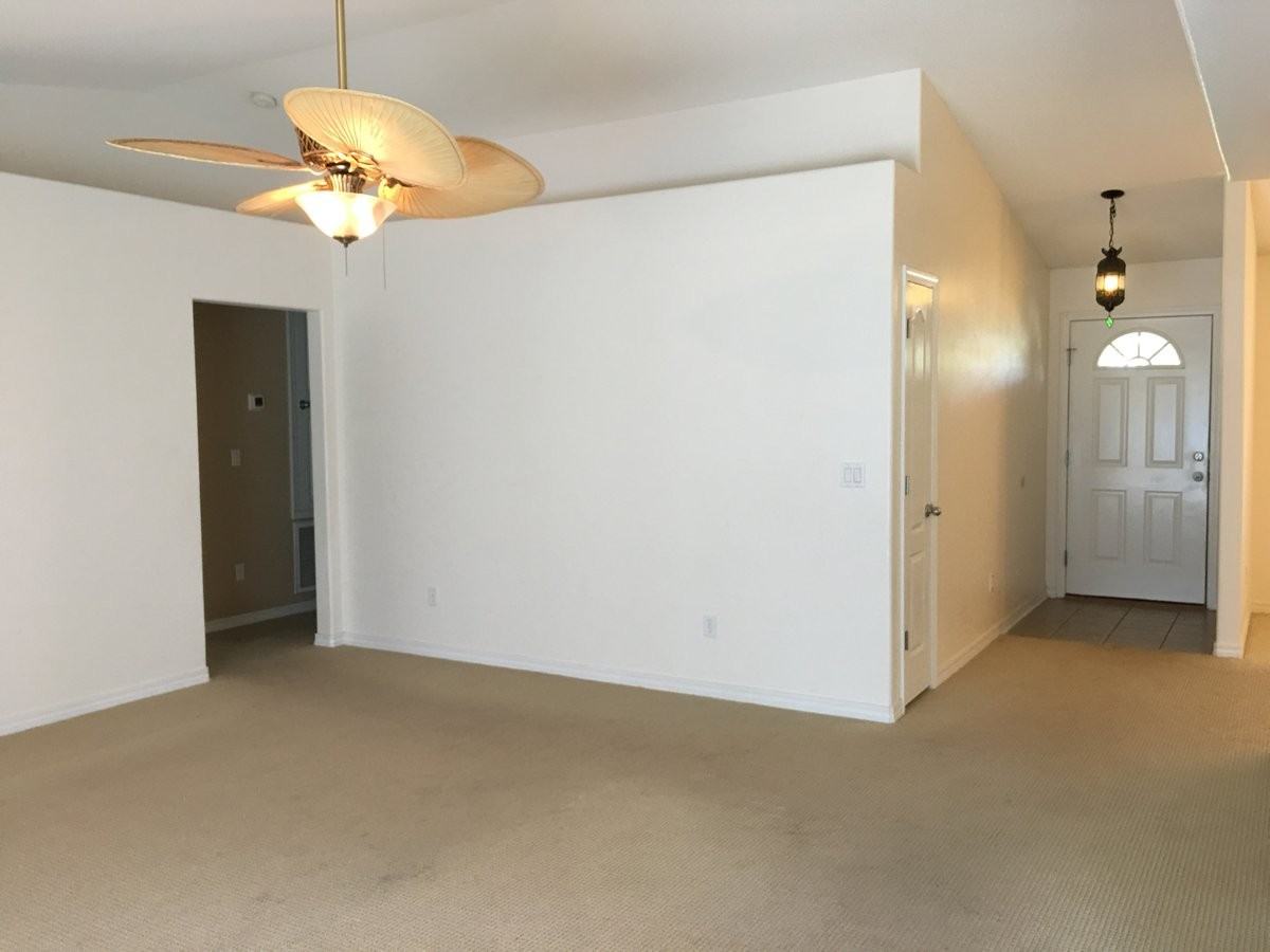 1922 Everglades Dr - Photo 3 of 37