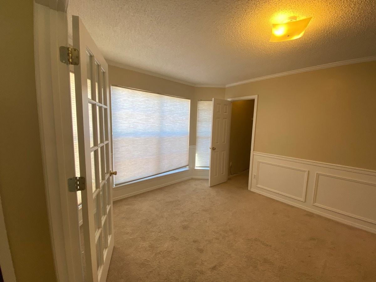 24 Neptune Dr - Photo 4 of 42