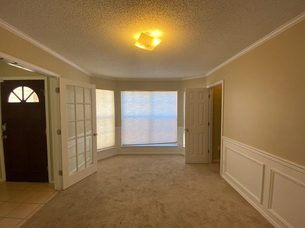 24 Neptune Dr - Photo 6 of 42