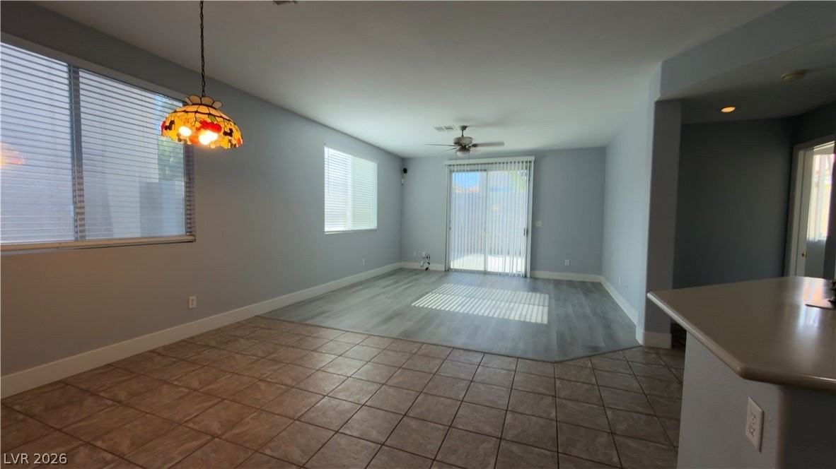 9842 W Mesa Vista Ave - Photo 5 of 32