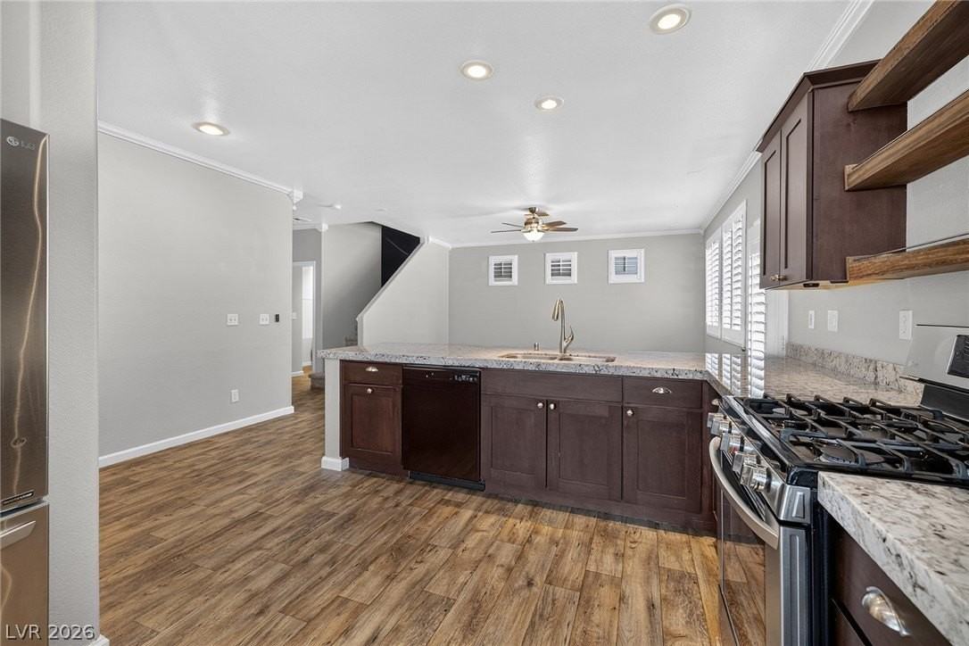 6777 Wormwood Ln - Photo 7 of 29