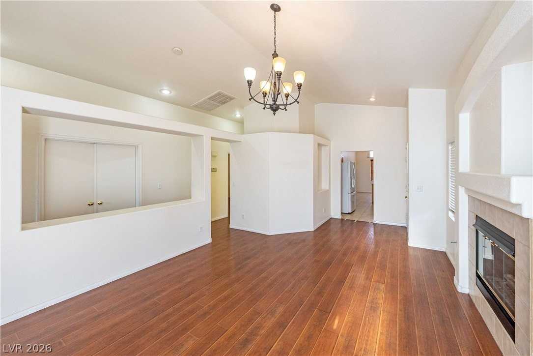 912 Midpride St - Photo 5 of 12
