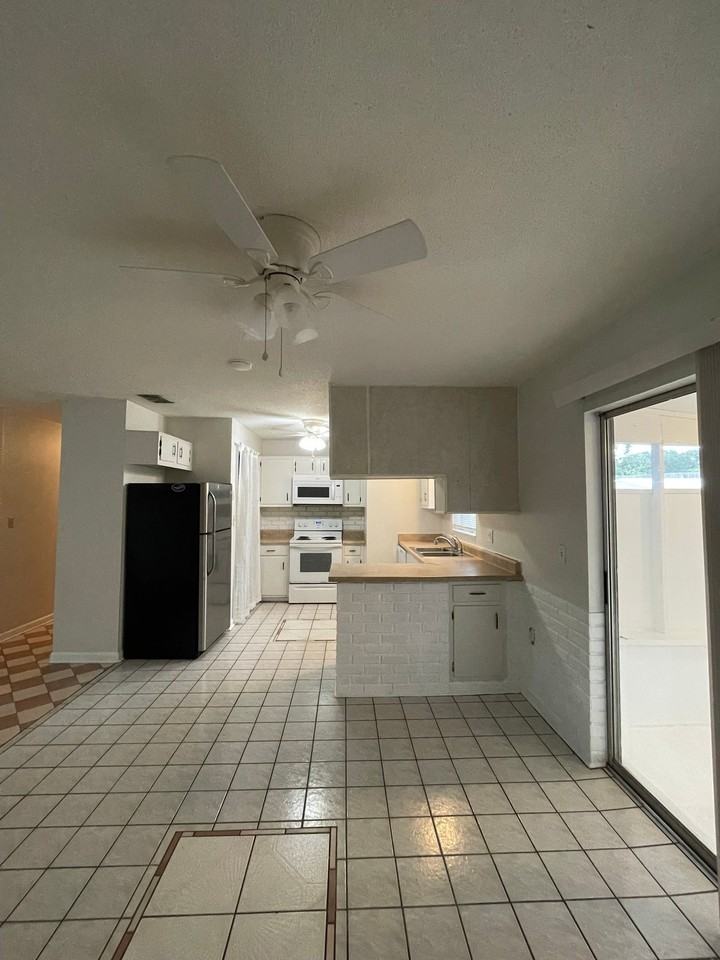 48 Fawn Ln - Photo 6 of 18